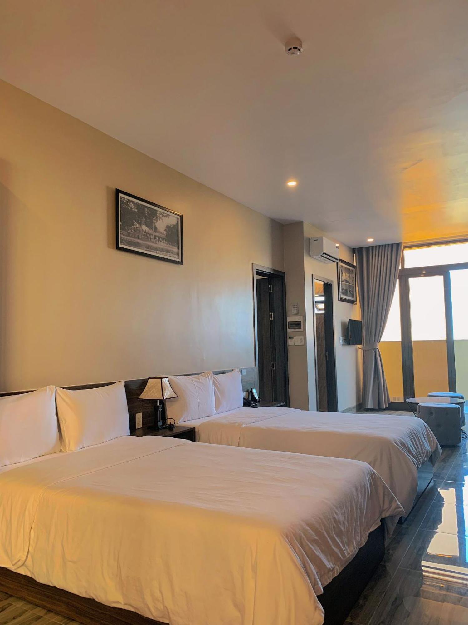 Tuyet Suong Hotel Куангнгай Экстерьер фото