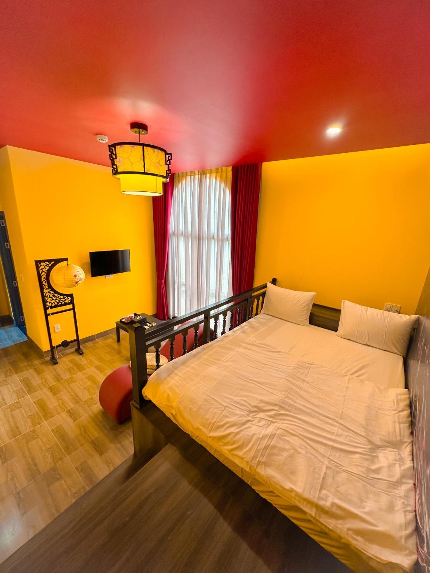 Tuyet Suong Hotel Куангнгай Экстерьер фото